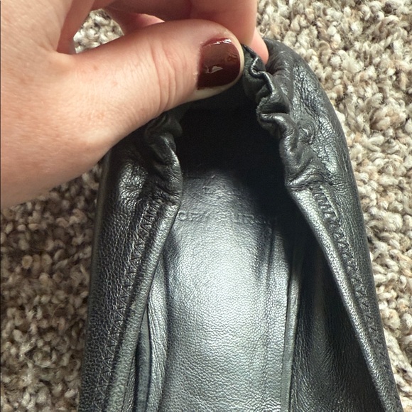 Tory Burch Black Flats with Gold Logo - Picture 6 of 6